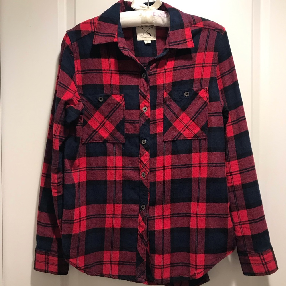 LA Hearts red & navy plaid button down shirt